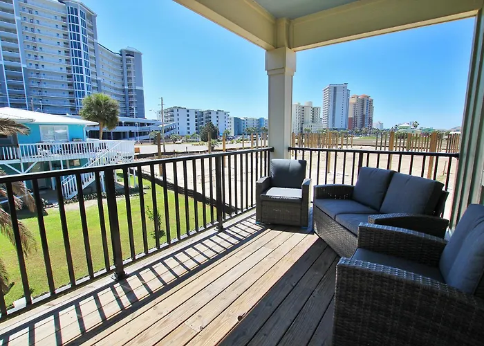 Holiday home Koastal Kabana At Romeo By Youngs Suncoast