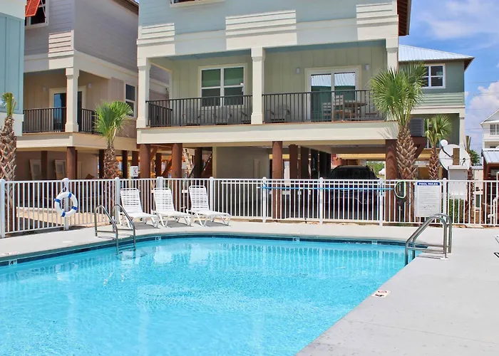 Holiday home Koastal Kabana At Romeo By Youngs Suncoast *